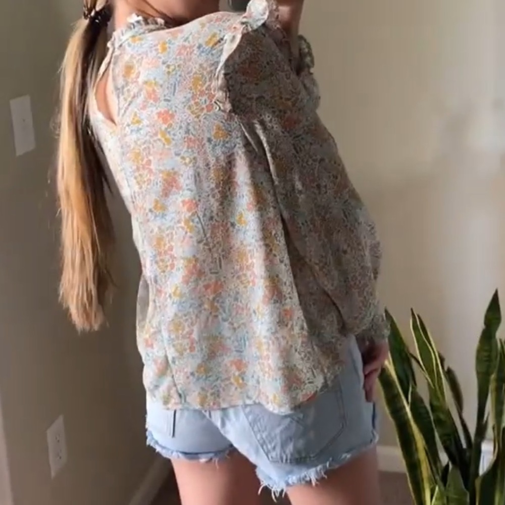 SOLD Cottagecore floral ruffle longsleeve top - Picture 4 of 4